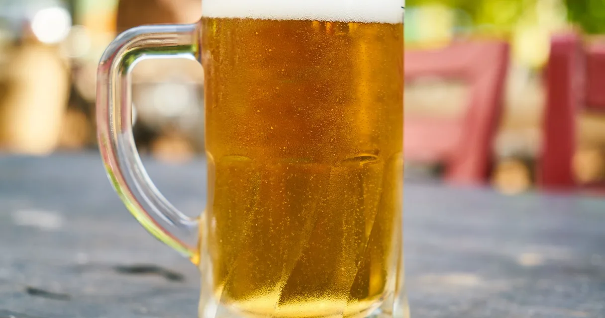 Cerveja Sem Álcool Faz Mal ao Fígado? Entenda os Riscos